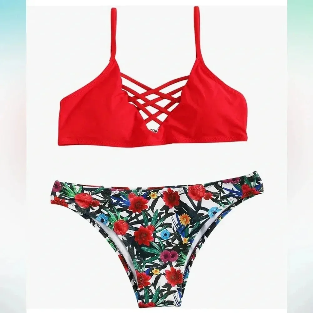 SweatyRocks  Floral “cheekini” bikini - Image 2