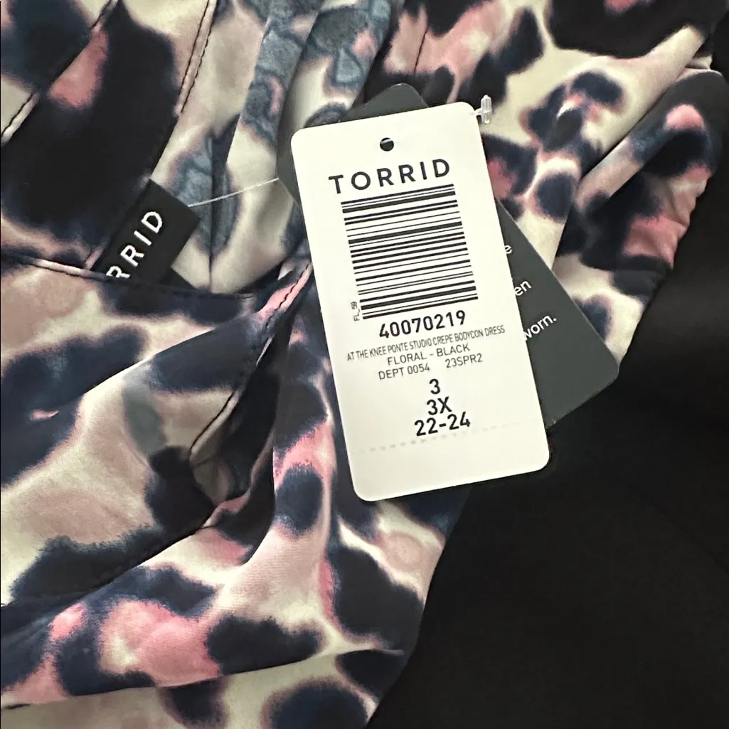 NWT Torrid At The Knee Ponte Studio Crepe Bodycon Leopard Print Dress Sz 3X - Image 9
