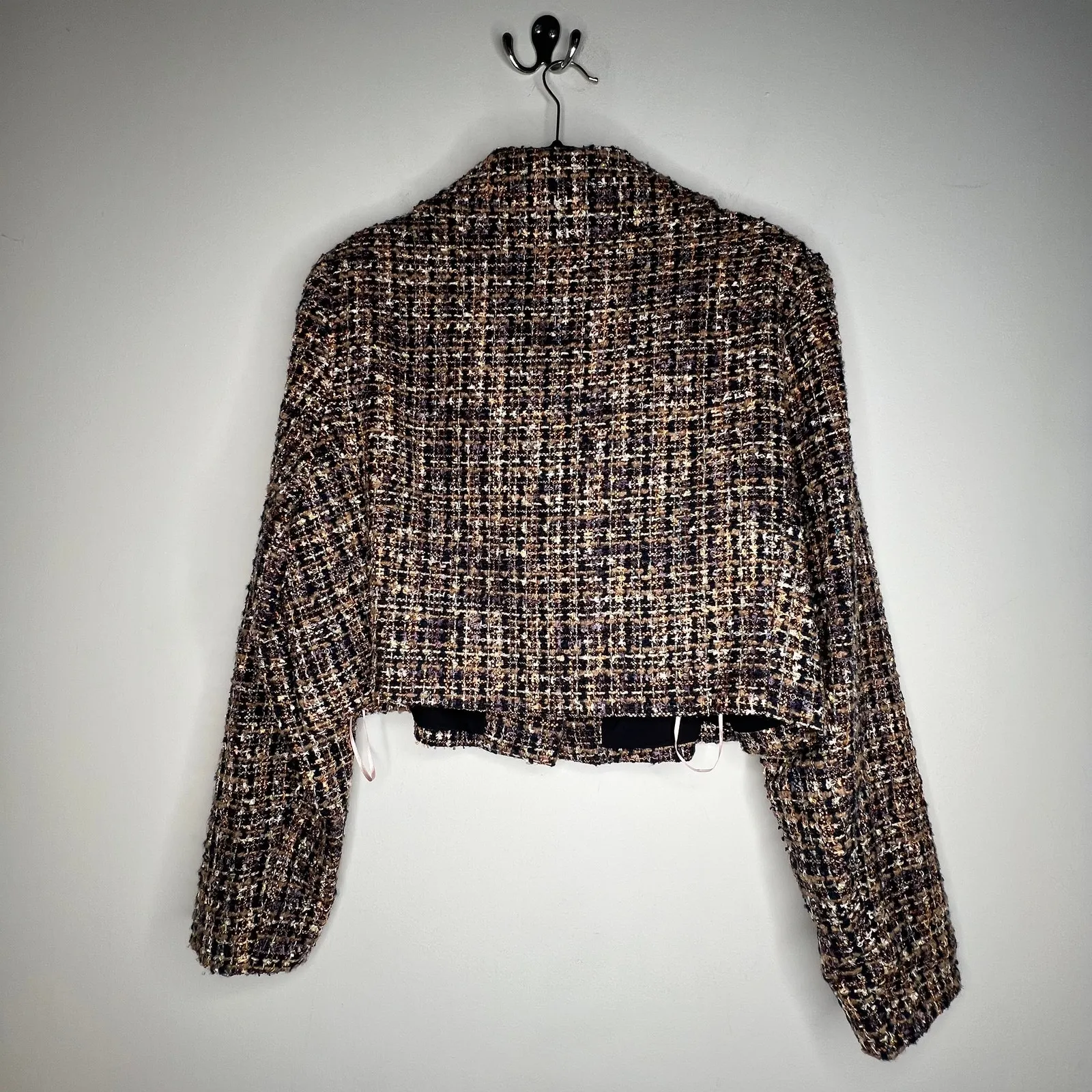 Gal Meets Glam Tweed Cropped Navy & Gold Blazer Size 18 - Image 4