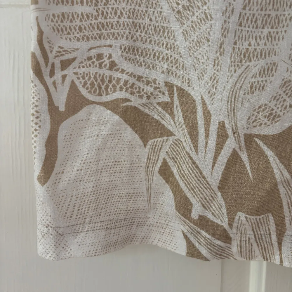 Tommy Bahama 100% Linen Skirt Hawaiian Floral Print High Rise Mini A-Line Size 8 - Image 8