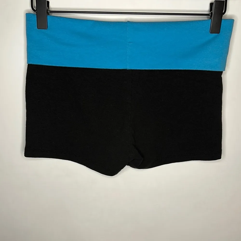 Colorblock Women's Shorts - Image 4