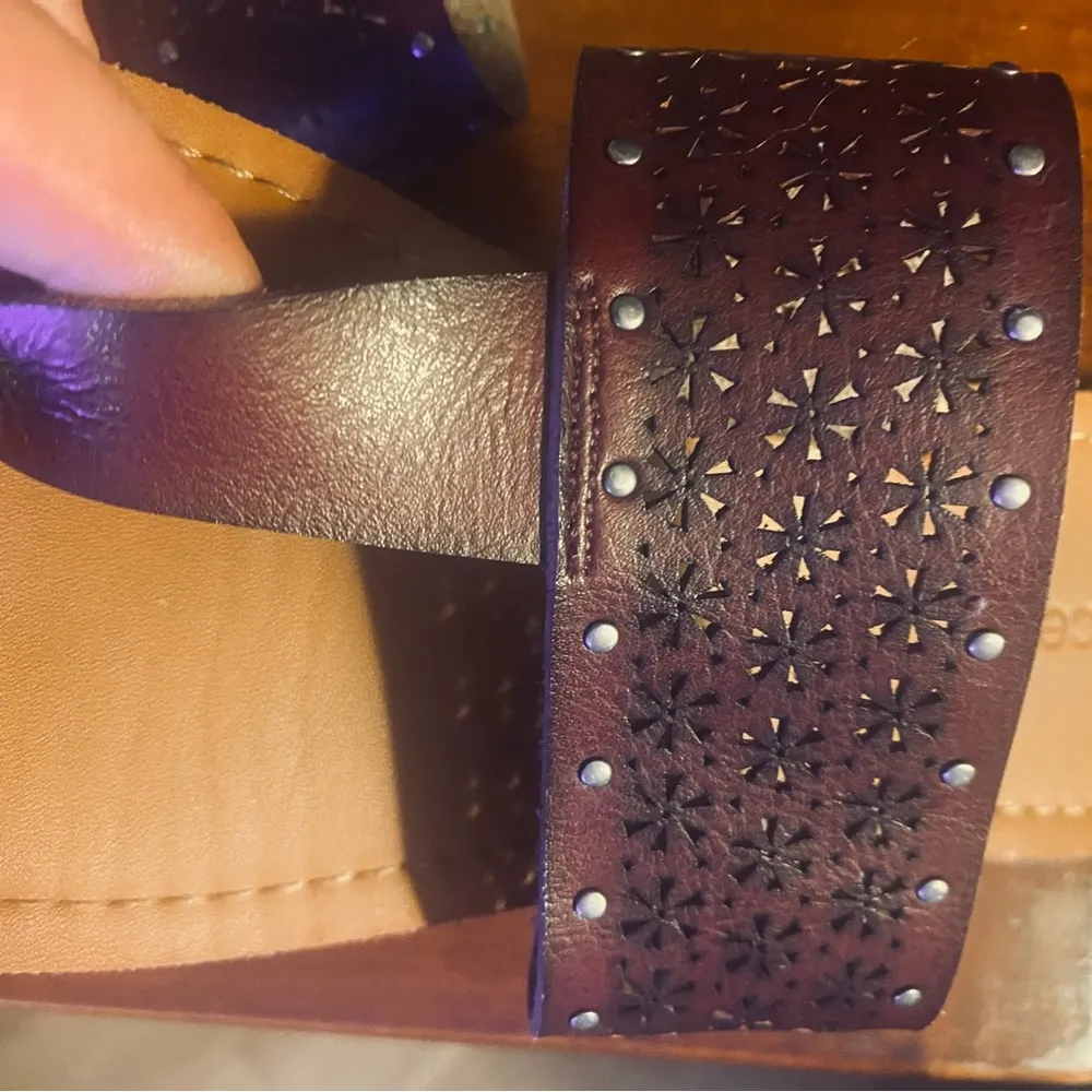 Brown Leather Cutout Sandals - Image 3