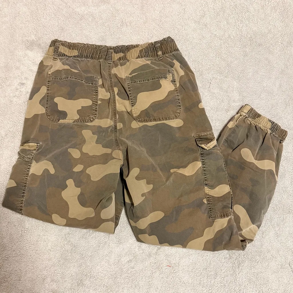 American Eagle Size 10 Camouflage Cargo Jogger Pants - Image 3