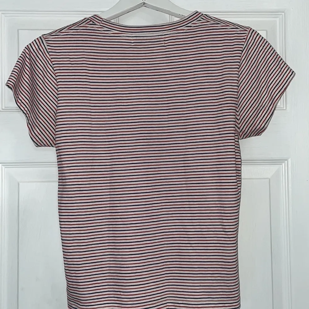 🦊💋 Wildfox Red White and Ocean Views Stripe Tee - Image 7