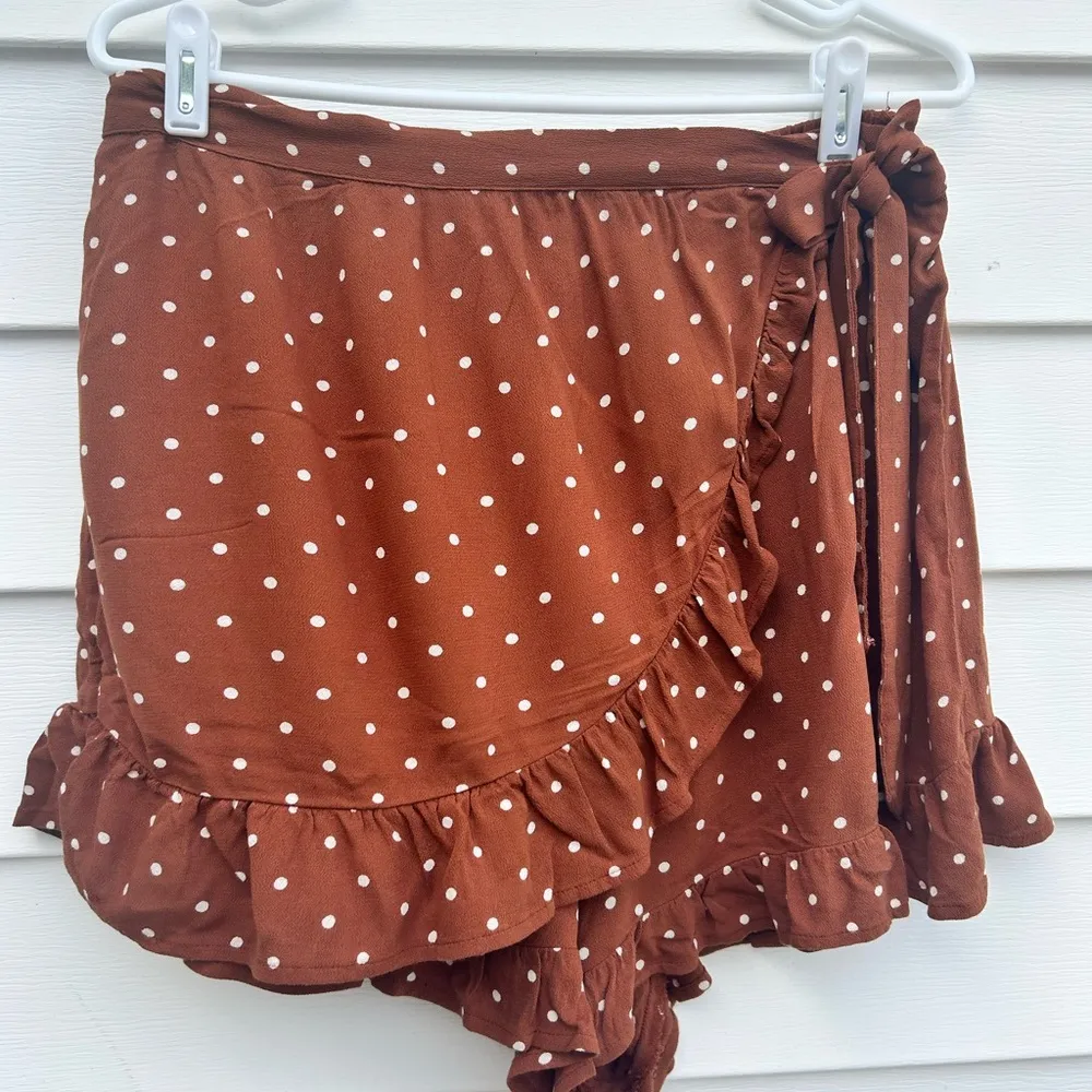 American Eagle Outfitters Brown High Waist Shorts - Image 3