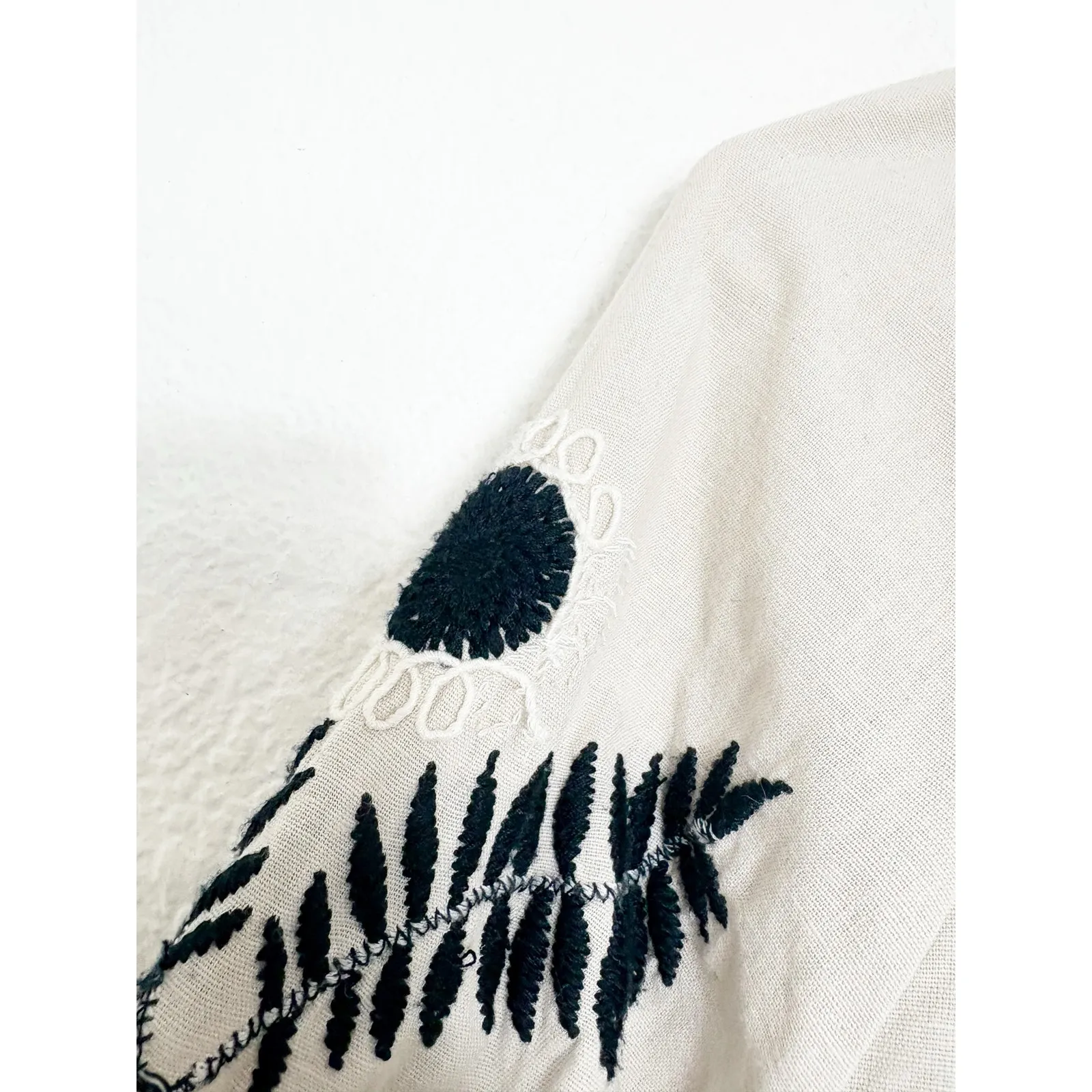Zara Boho Embroidered Tassel Cardigan Small Cream Black Linen Cotton Western - Image 13