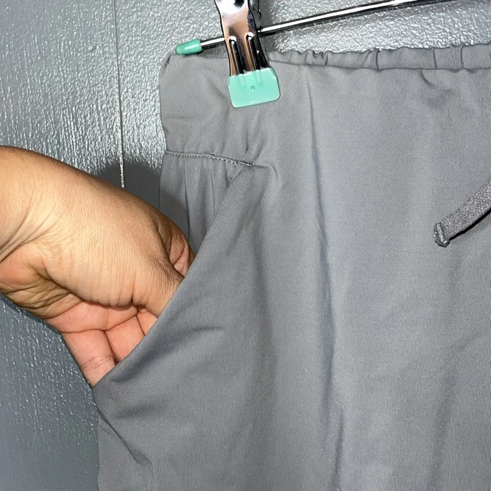 AVIA Active‎ Woven City Short Size Small - Image 2