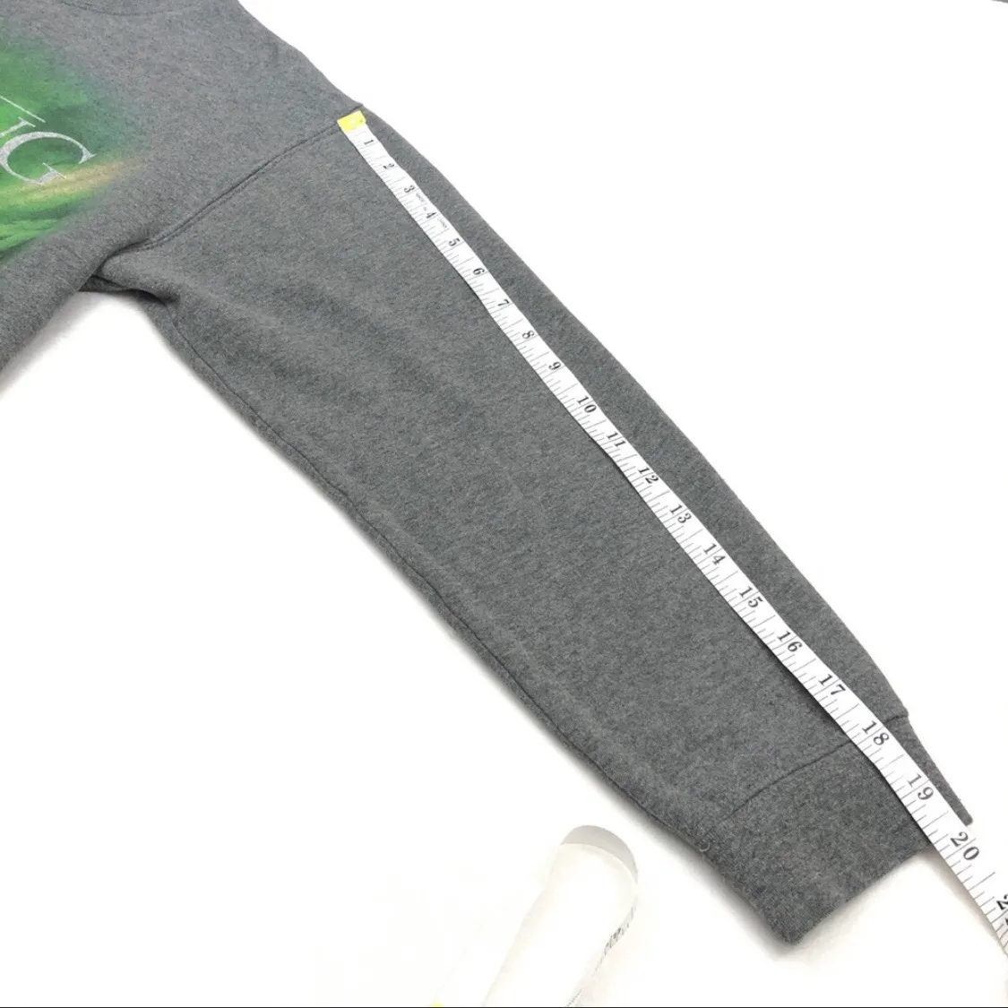 The Lion King Sweatshirt Pullover Crewneck Gray size Medium - Image 8