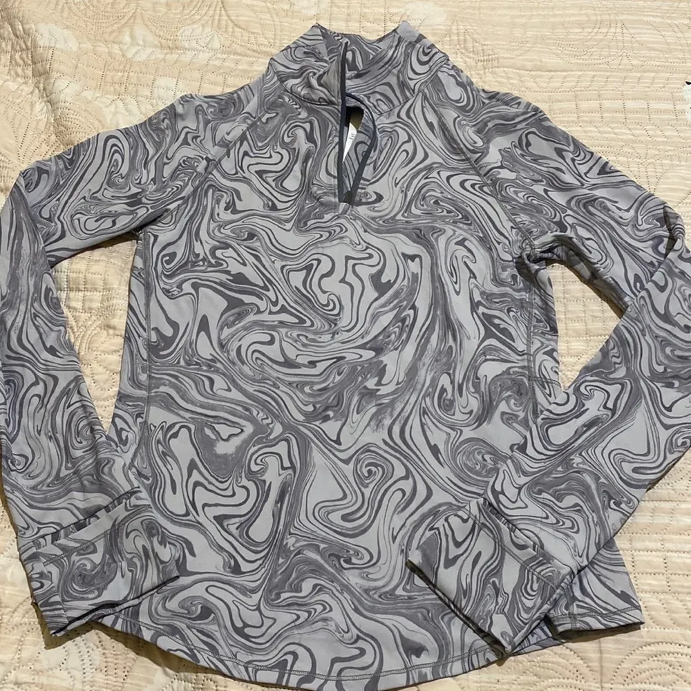 Lululemon Run 1/2 Zip *lululemon lab
Ice Grey 8 - Image 5