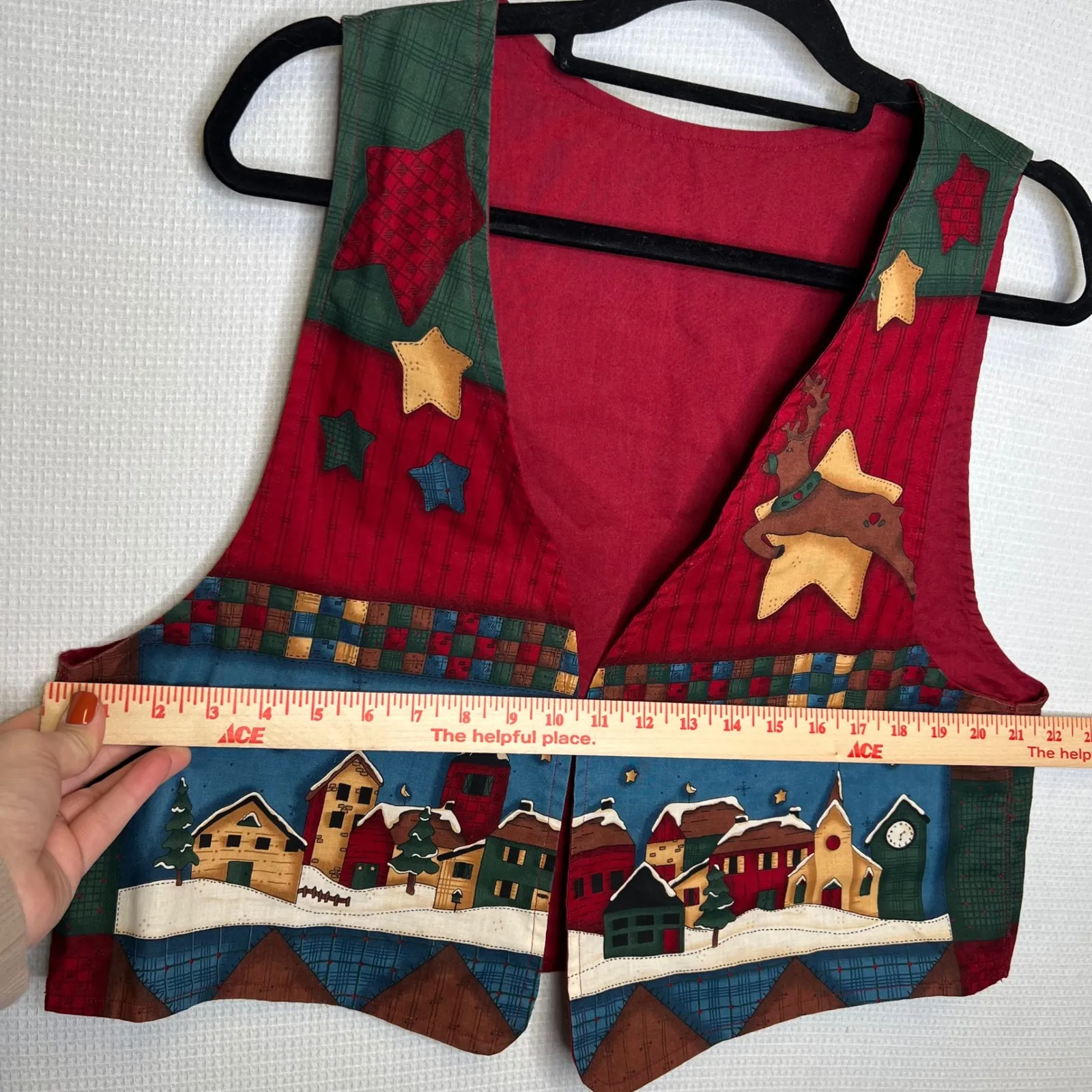 Christmas Holiday Vest Women's Red Green Village Santa Reindeer Handmade Vintage - Image 4