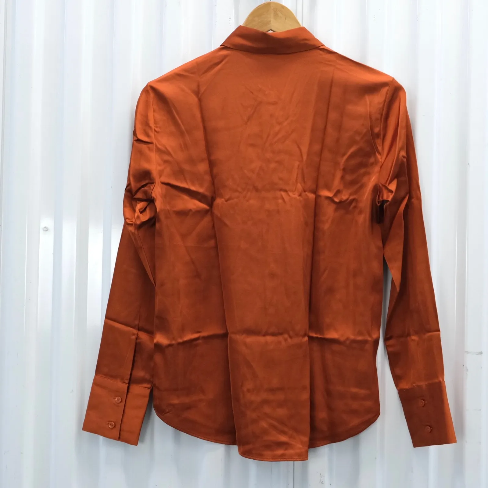 NWT Abercrombie and Fitch‎ Shirt Women's Orange Satin XS Button Up Solid - Image 2
