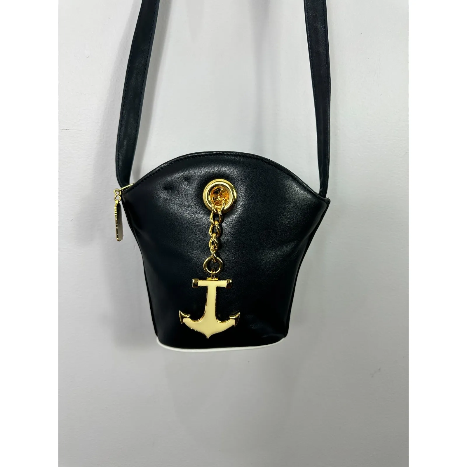 Vintage Harrods Black Anchor Chain Crossbody Bag Nautical Gold Charm 80s 90s - Image 3