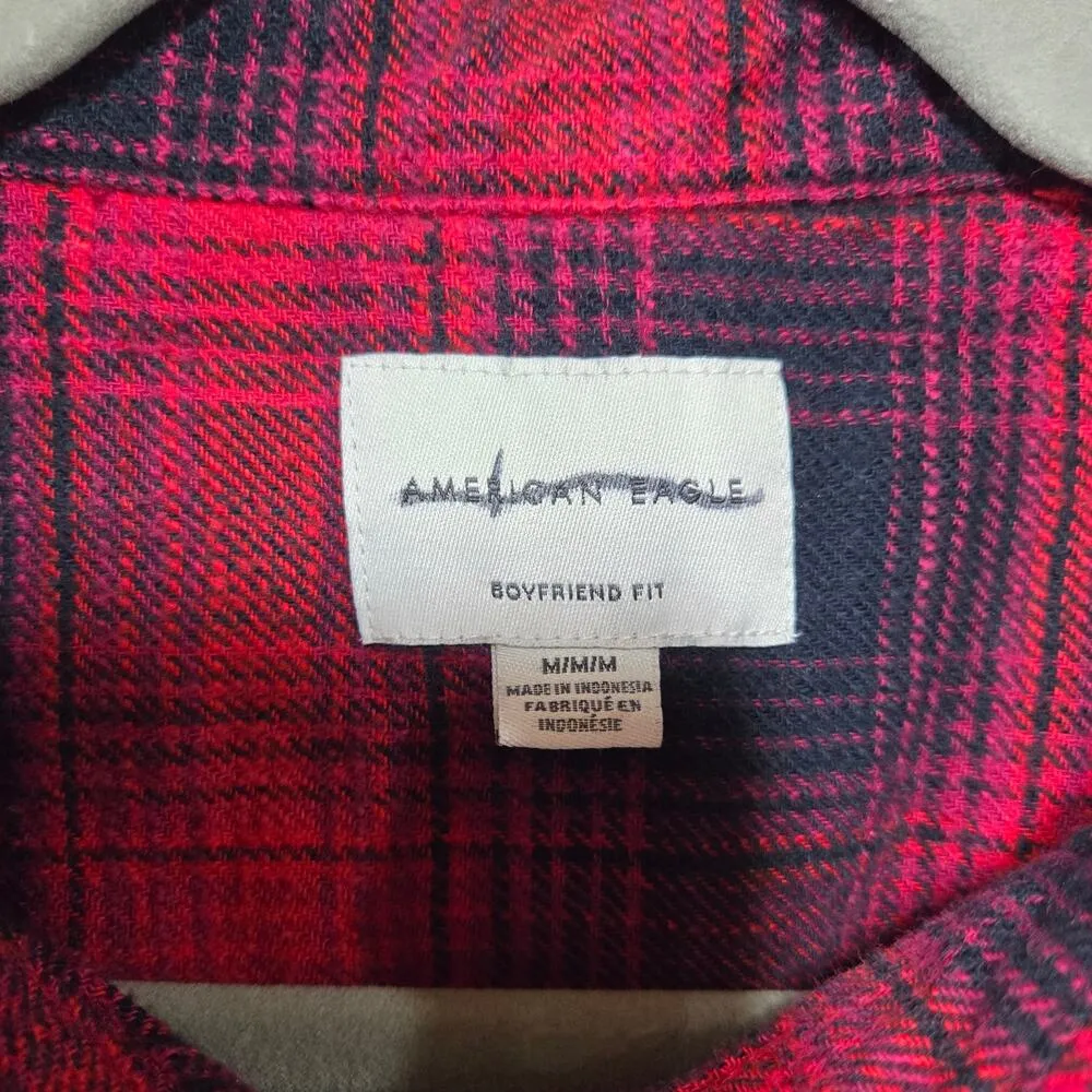 American Eagle Red Black Buffalo Plaid Boyfriend Relaxed Flannel Size Medium - Image 2