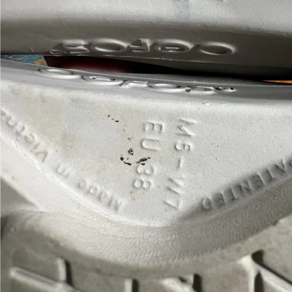 OOFOS Ooah Slide Recovery Sandals size 7 Tan - Image 11