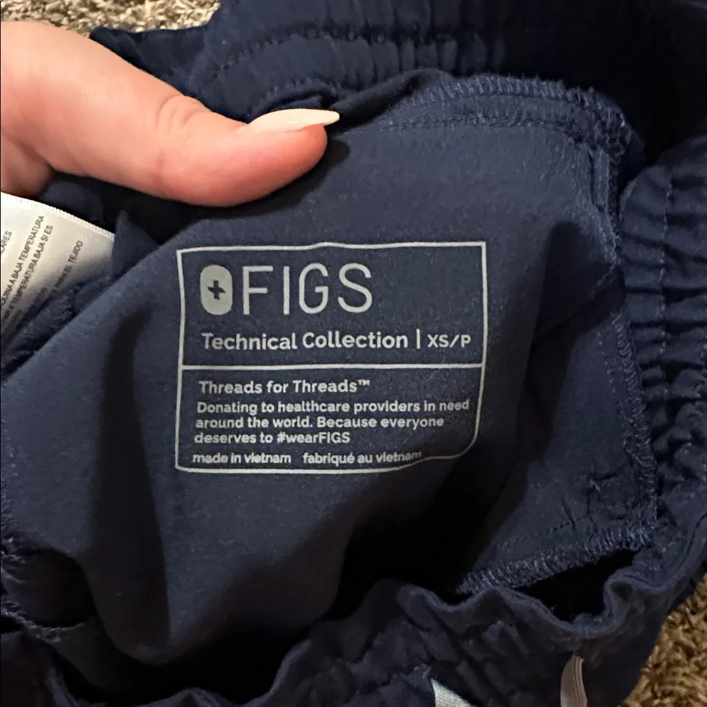 Figs Regina Scrub Joggers Navy Blue XS Petite - Image 4