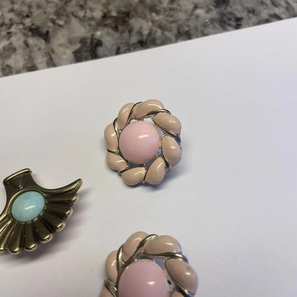 Lot Of 3 Pretty Statement Vintage / Modern Clip On Clip - Image 6