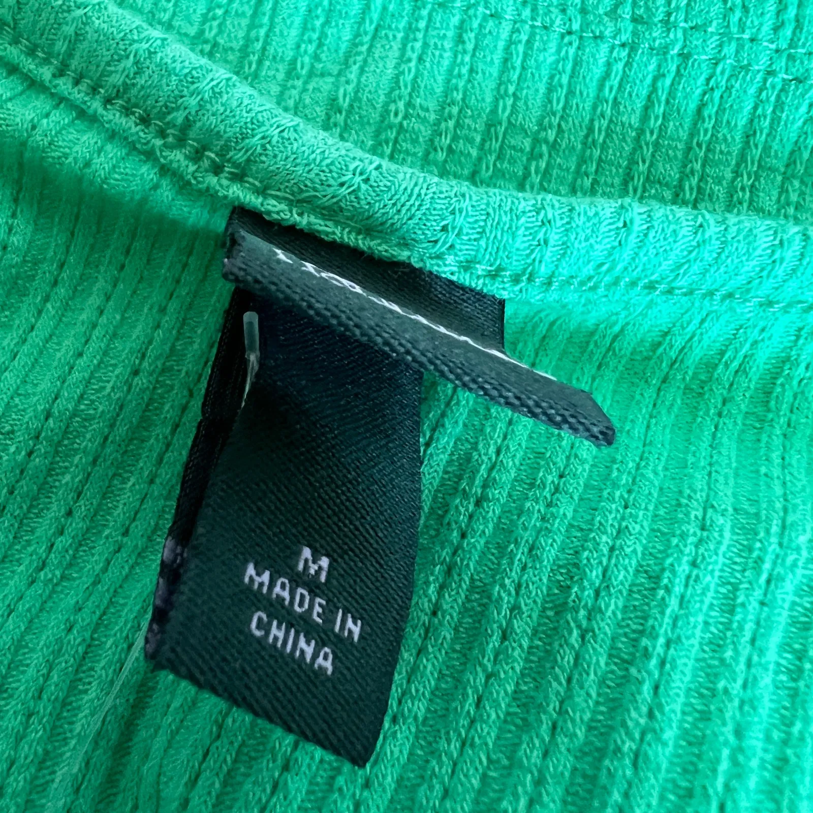 Wild Fable Women's Vibrant Green Short Sleeve Double Tie Shirt - Medium - NWT - Image 2