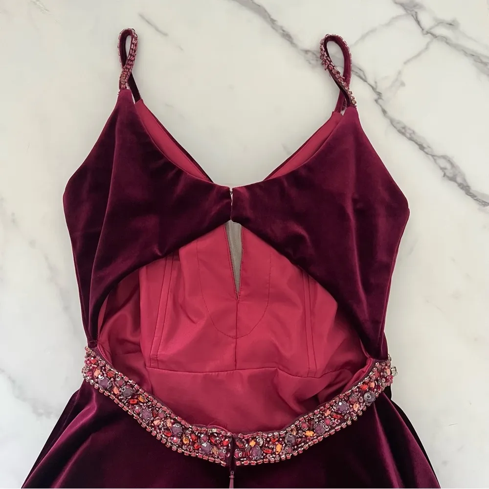 Alyce Paris mini dress Burgundy Velvet Homecoming Plunging V-neckline party Sz 4 - Image 7