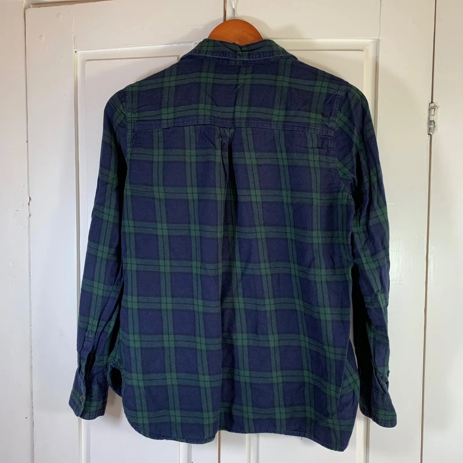 Old Navy Womens Classic Flannel Shirt Long Sleeve Button Down Plaid Size M - Image 2