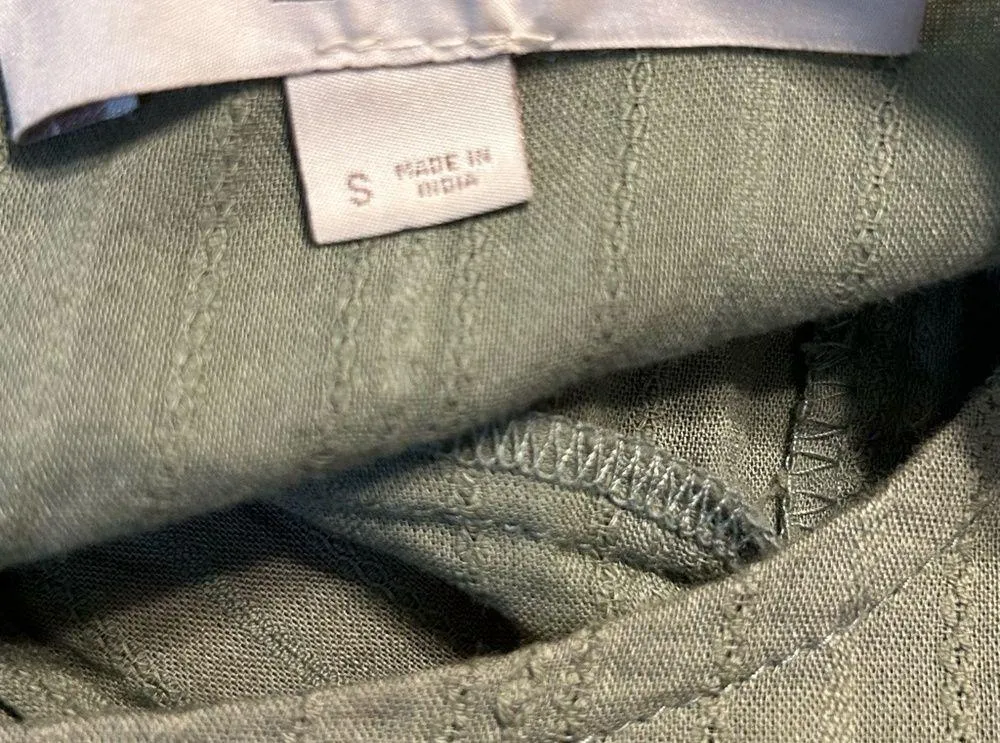 LOFT Ruffle Army Green Top Small - Image 7