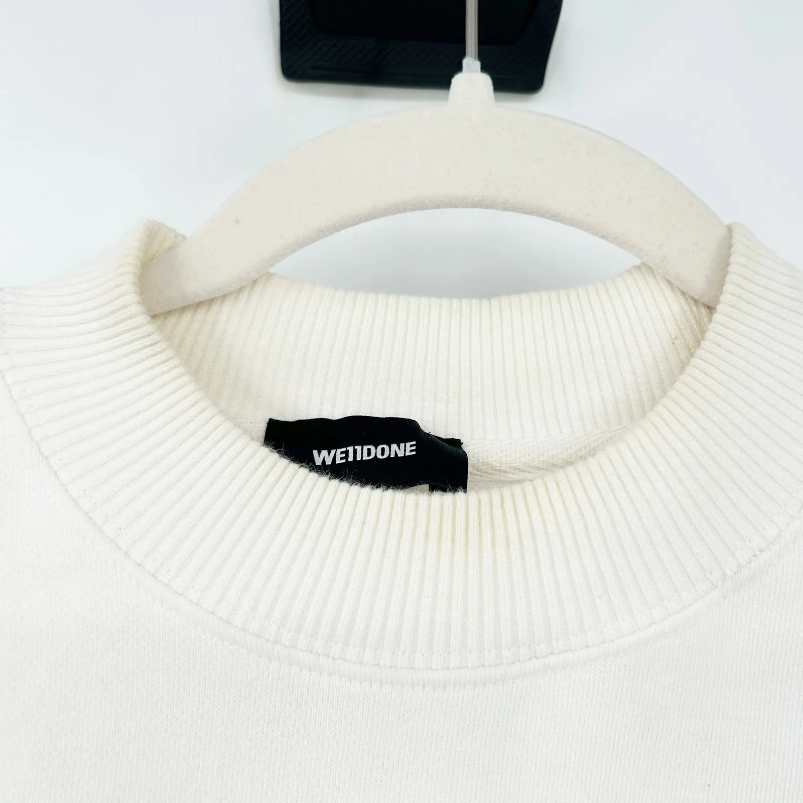 We11done Unisex Streetwear Graffiti Patch‎ Graphic Crewneck Sweatshirt Size S White - Image 3