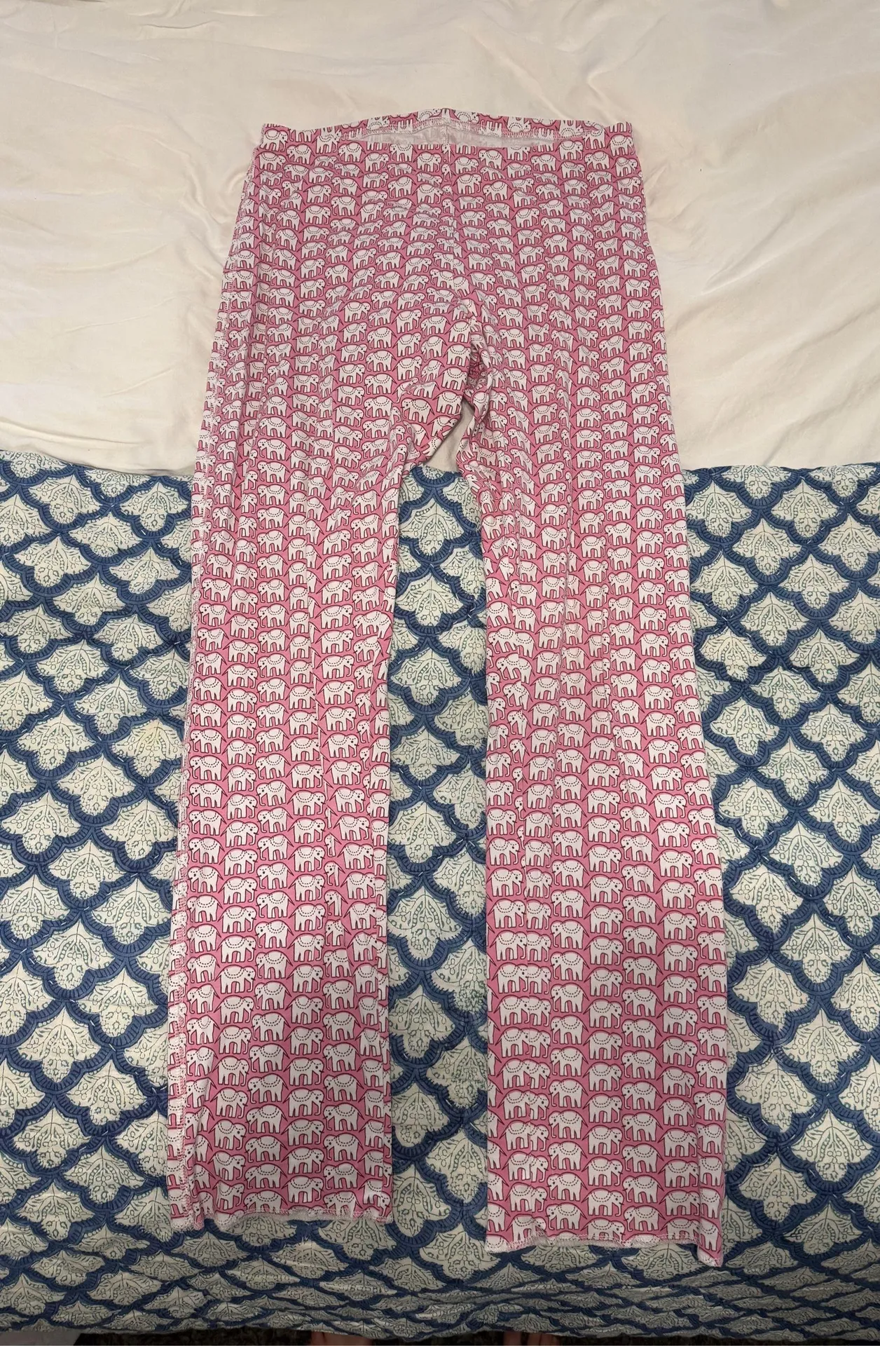 Roller Rabbit Pajama Set Pink Elephant - Image 4