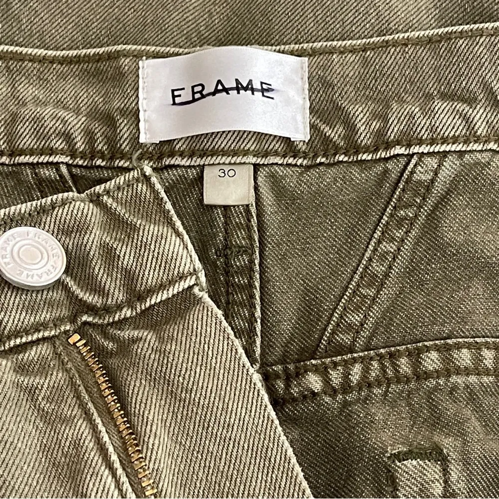FRAME '90s Utility Loose Fit Jeans NWOT Size 30 - Image 11
