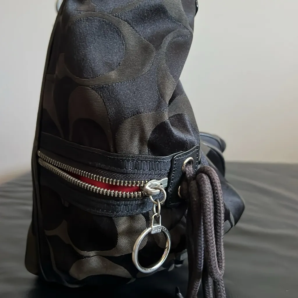 Coach Shoulder Bag - Image 4