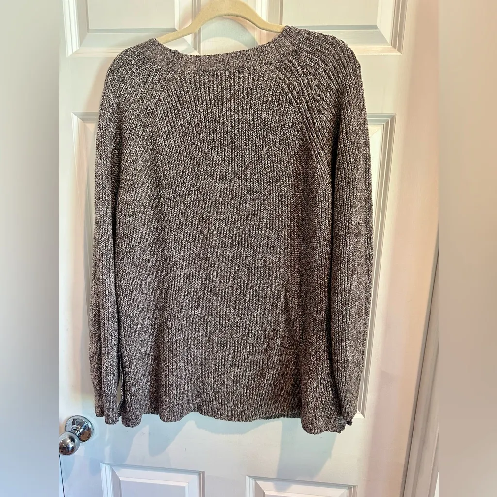 Pink Clover Heathered Brown Crew Neck Sweater - Image 4