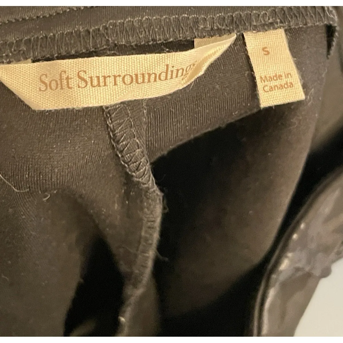 Soft Surroundings Women Size Small‎ Stretch Black Metallic Floral Cropped Pants - Image 6