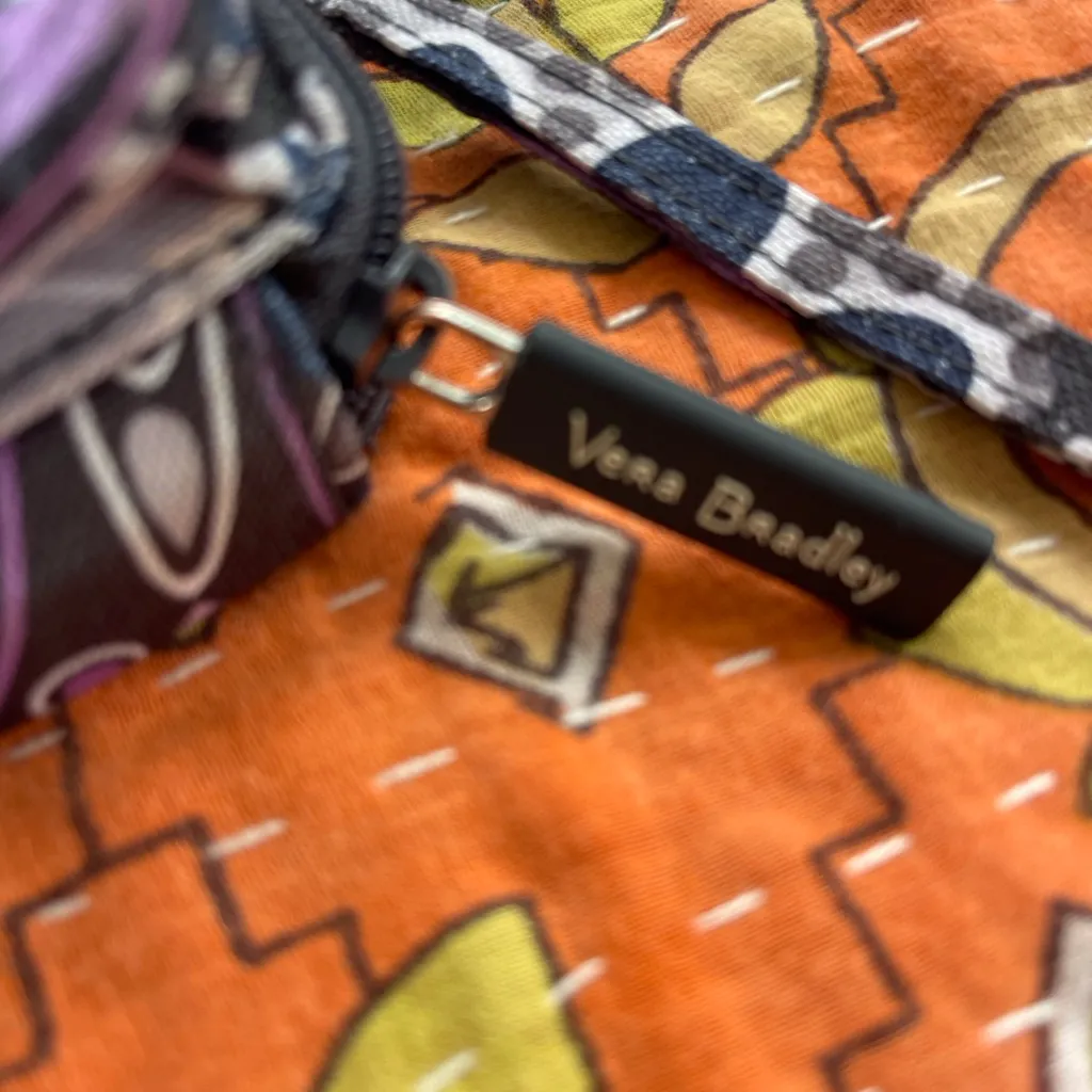 Vera Bradley Mimosa Medallion wristlet/crossbody bag navy purple gray. - Image 5