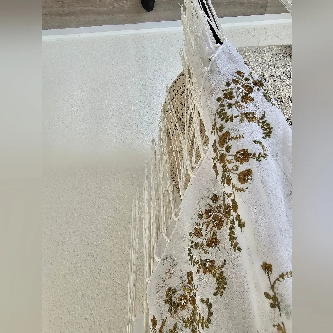 Jones New York White Sheer Painted Flowers Long Tassels Wrap Scarf New With Tags - Image 5