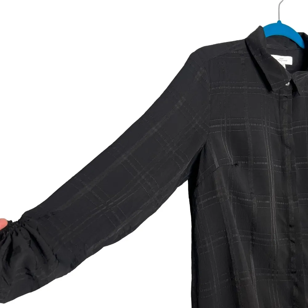 New Directions Black Grid Ruched Sleeve Shark Bite Hem Blouse Size M - Image 3