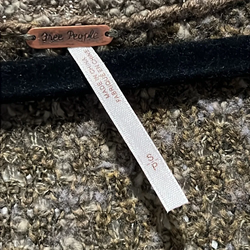 Jeepster Honeycomb Sweater Olive Forest Green Textured Small - Image 4