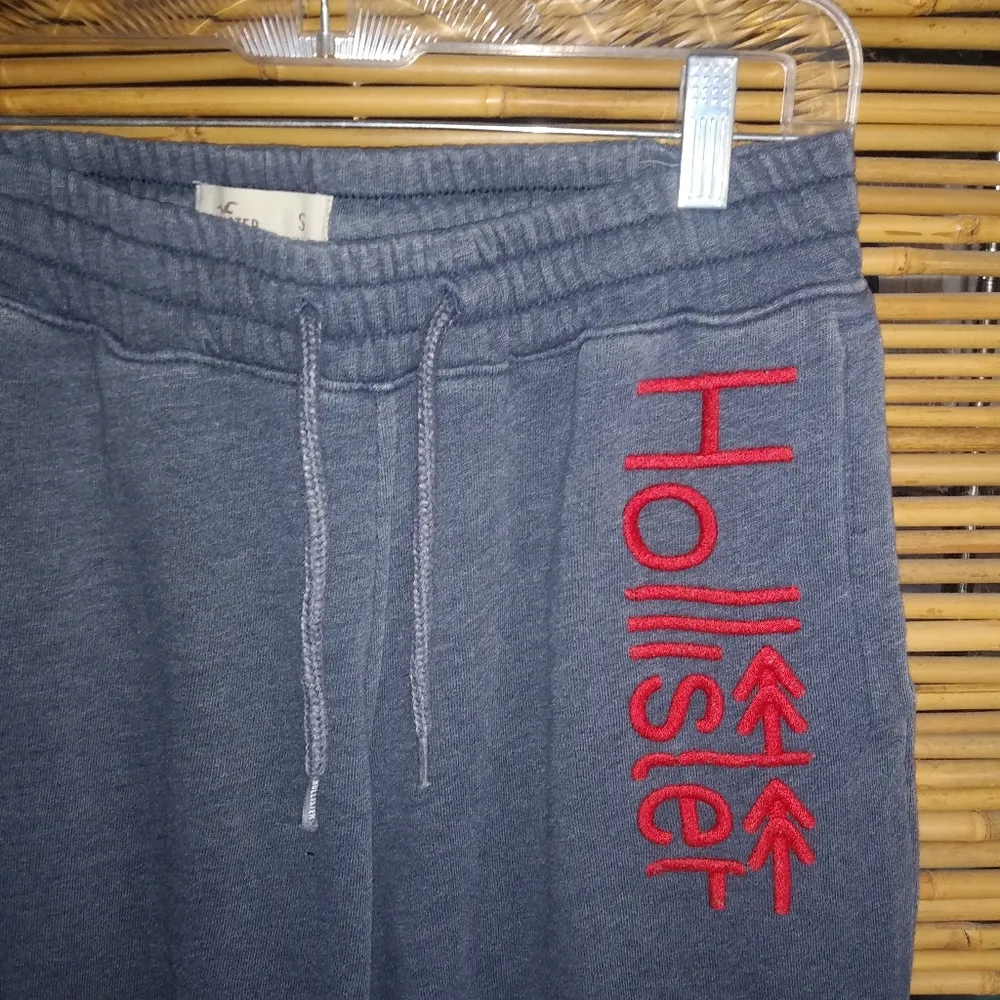 Hollister  S Gray Red Sweat Lounge Pants - Image 2