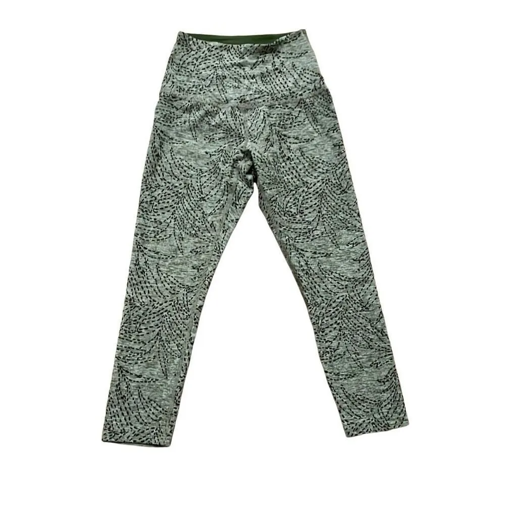 Beyond Yoga jungle fern space dye high rise 21” crop leggings xs - Image 10