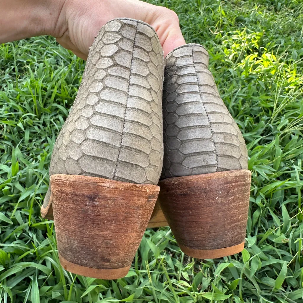 Joie Snakeskin Textured Heeled Ankle Boot Size US size 7 - Image 5