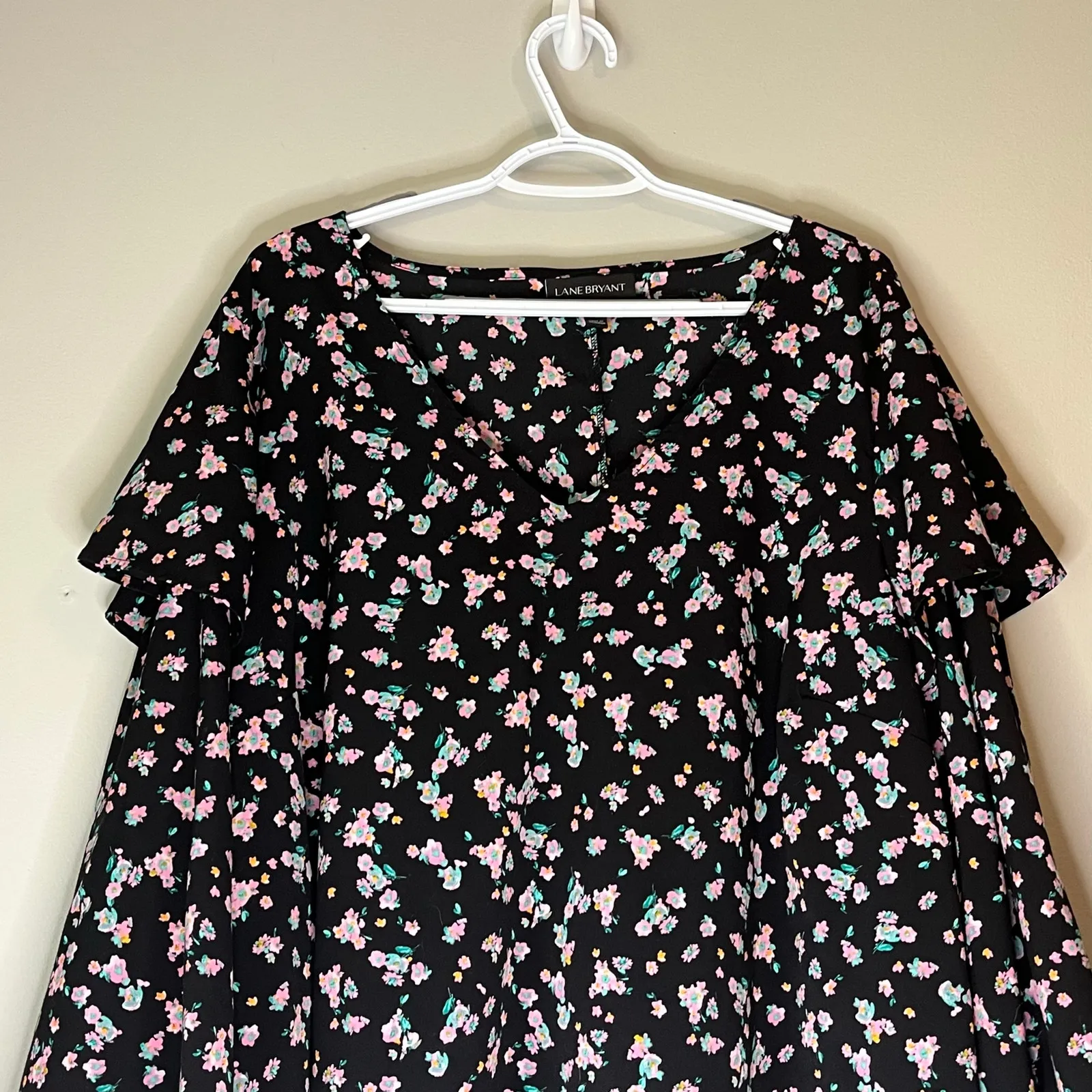 Lane Bryant Black Floral 3/4 Sleeve Blouse Size 22/24 - Image 6