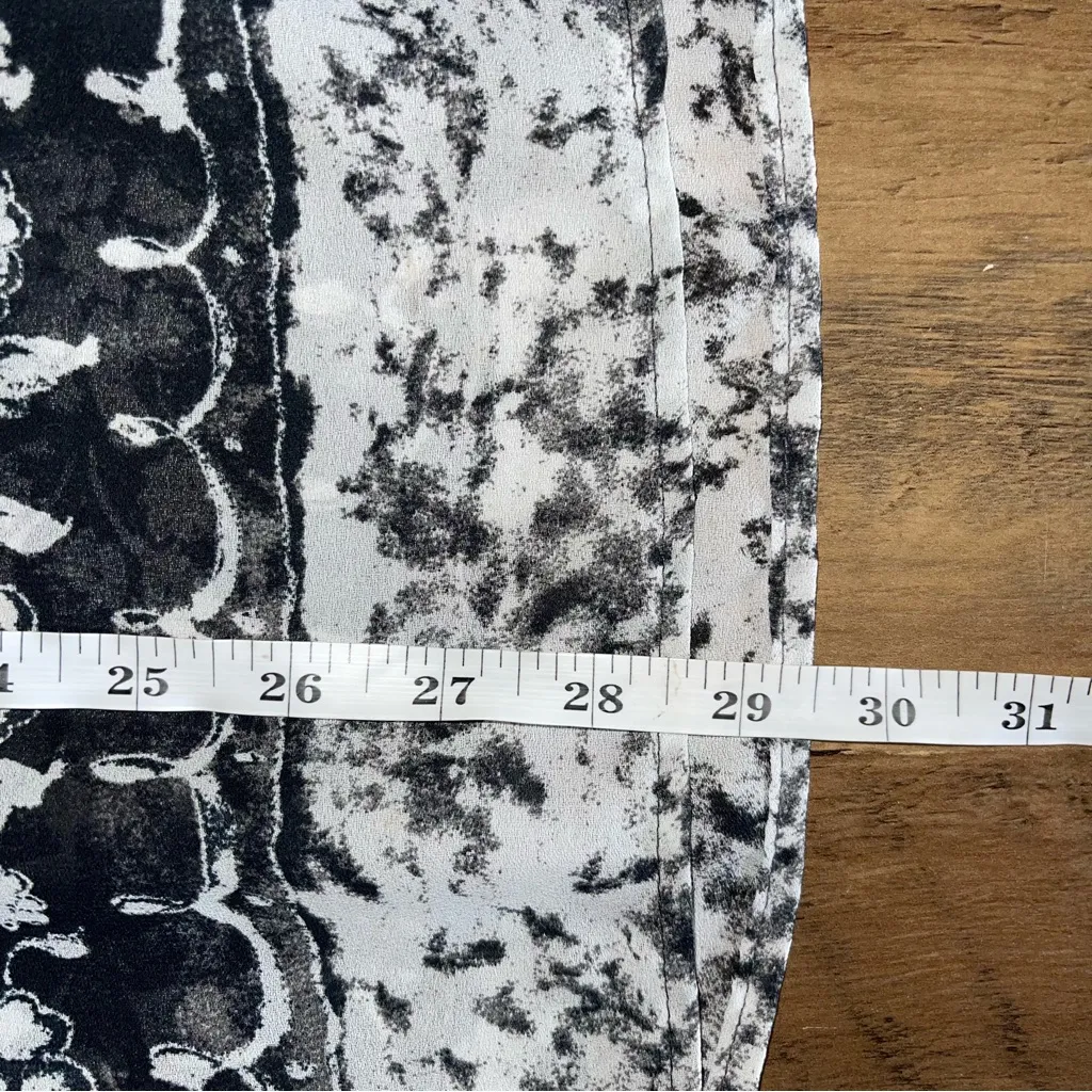 Vintage Black & Grey Boho Patterned Button Down Tunic Blouse Size 10 - Image 8