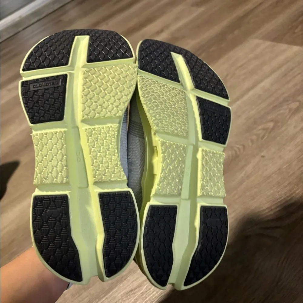 Women’s On Running Cloudgo Sneakers Size 8 - Image 7