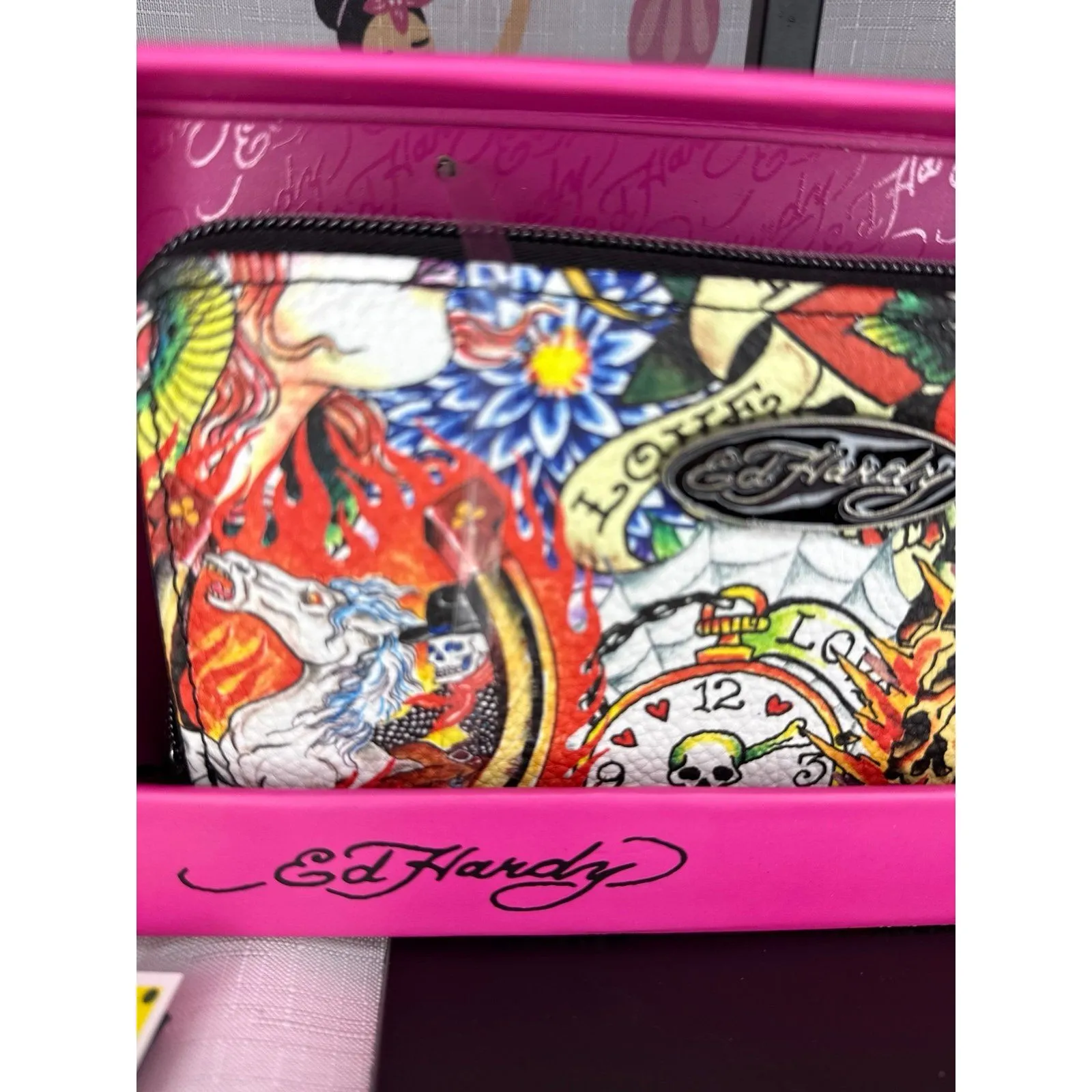 Ed Hardy Tattoo Zip Around Wallet with Charm Key ring Set - Image 4