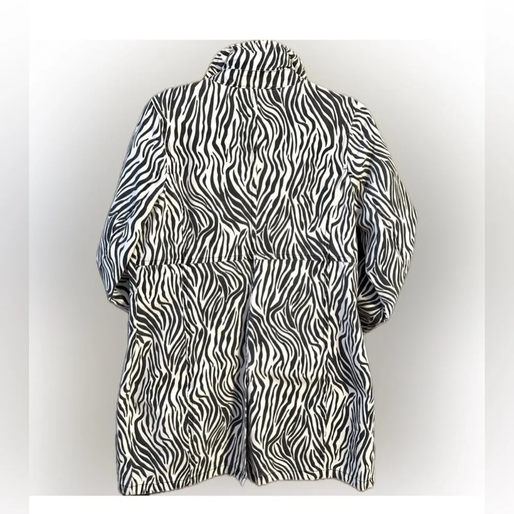 Vintage Old Navy  mid weight Canvas 
100% Cotton Trench  Coat zebra Funky 
 Sz L - Image 4