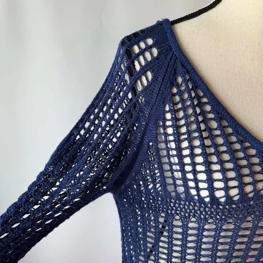 Simply Noelle Blue Crochet Swim Coverup with‎ V-Neck size small Cottagecore - Image 9