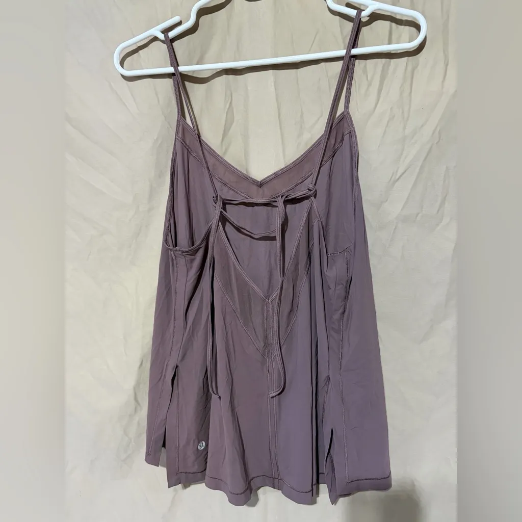 Lululemon tank top - Image 2