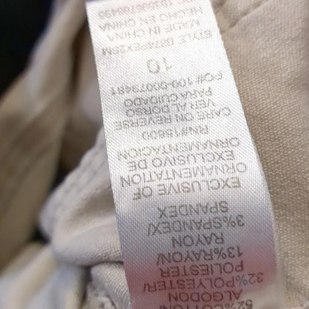 Democracy  ab technology cream Bermuda shorts size 10 - Image 4