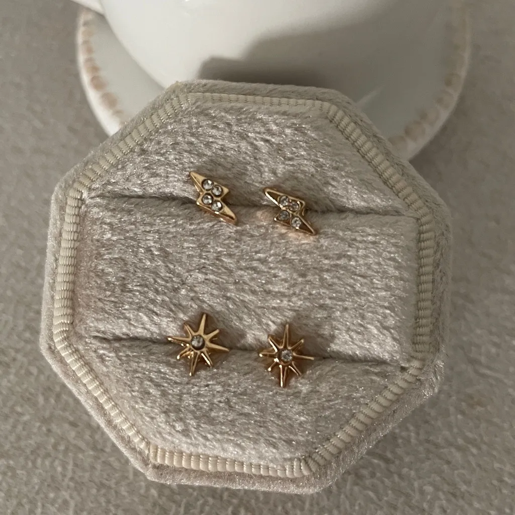 Thunderbolt + star earrings - Image 2