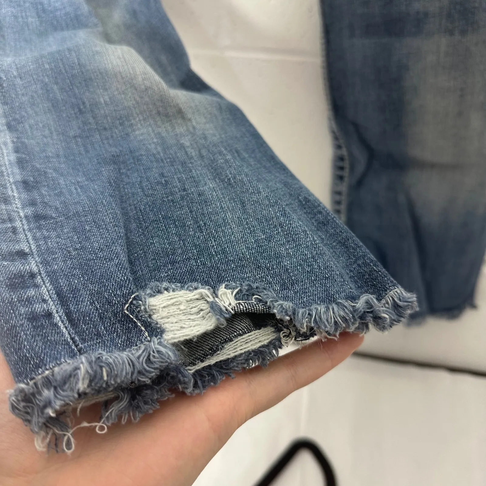 Miss Me Signature Crop Jean Rhinestone Embellished Distressed Blue Denim Size 29 - Image 3