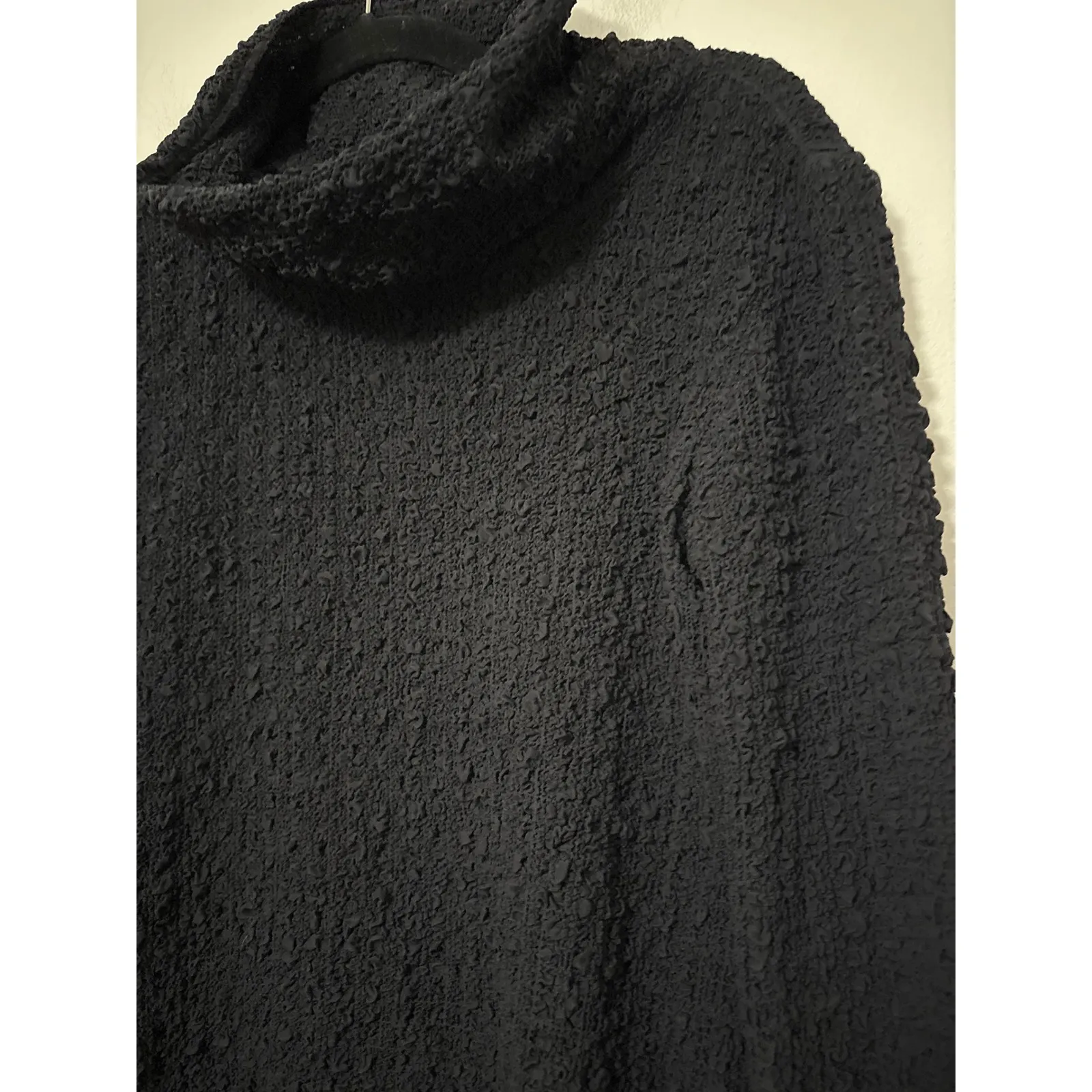 Giorgio Armani Black Textured Funnel Neck Silk Top Made in Italy Size 44/10 - Image 2