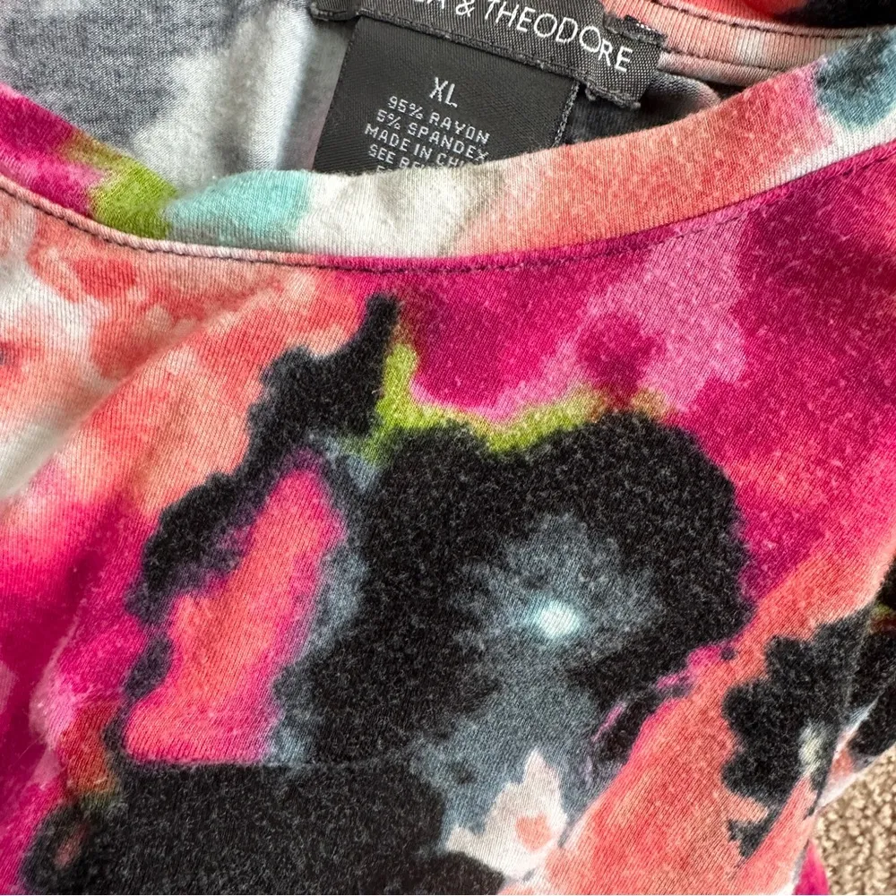 Chelsea & Theodore Multicolor Tunic Top XL Watercolor Black Pink Short Sleeve - Image 7