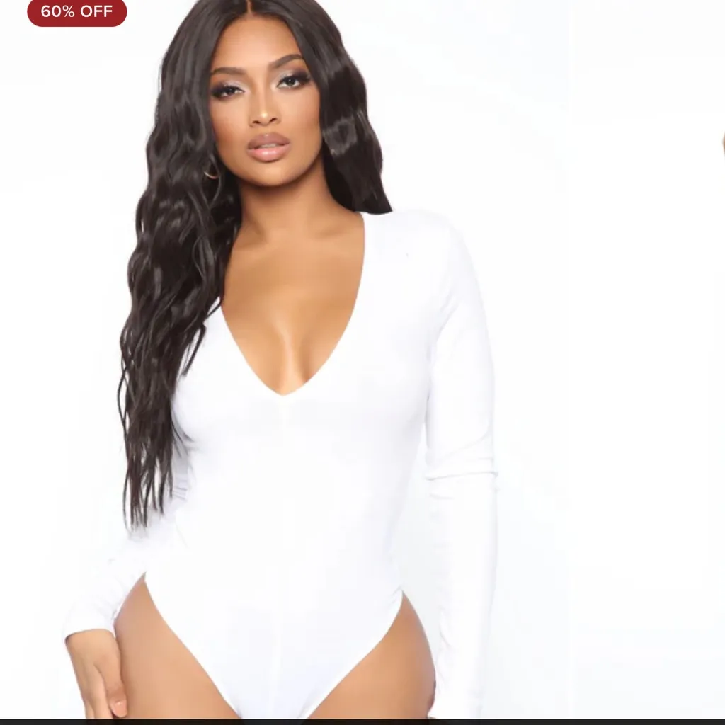 NWOT BOZZOLO WHITE RIBBED V CUT BODYSUIT S - Image 2